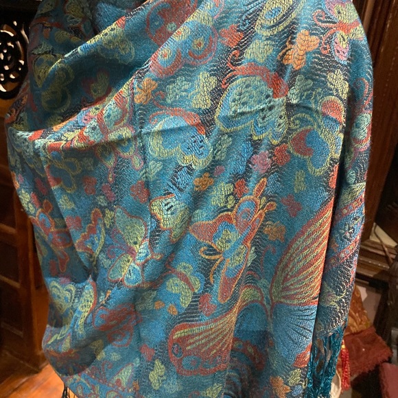 Vintage butterfly brocade pashmina shawl scarf - Picture 4 of 9